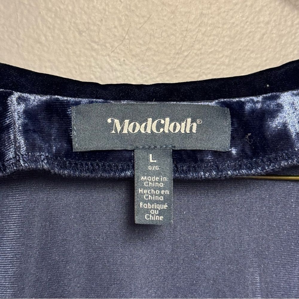 ModCloth Velvet Blue Top size Large L Peak of Chic blouse shirt women’s - Picture 4 of 6